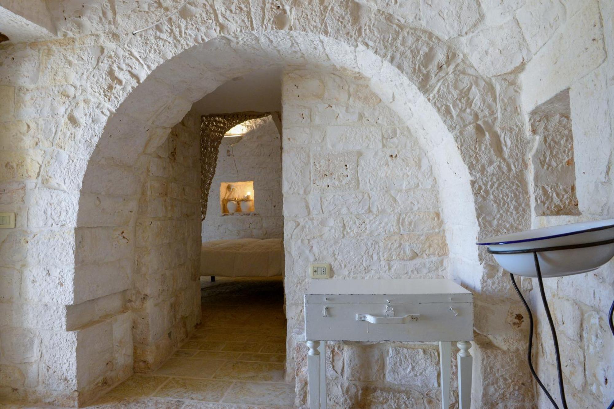 Trulli Lisanna - Exclusive Private Pool And Rooms Up To 10 People Antonelli Экстерьер фото