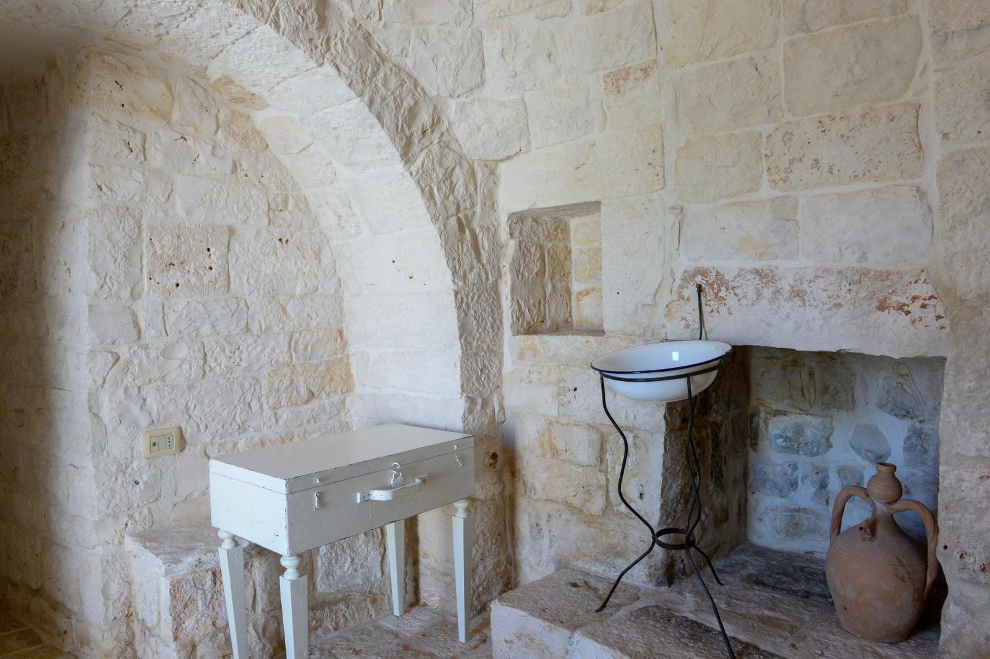 Апартаменты Trulli Lisanna - Apulian Hideaway With Pool Antonelli Экстерьер фото