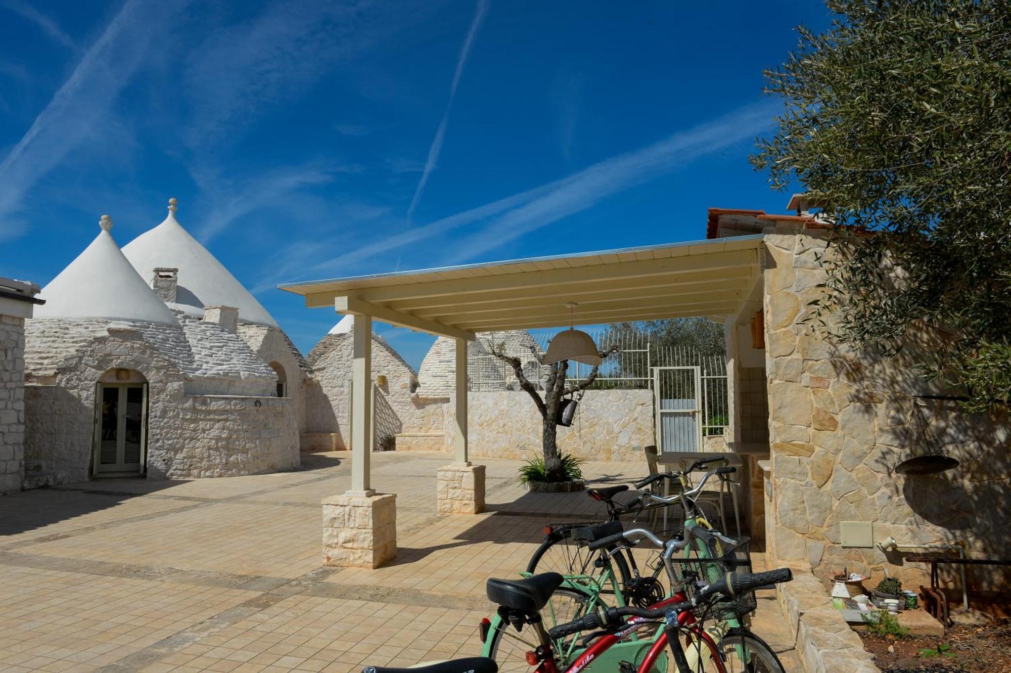 Trulli Lisanna - Exclusive Private Pool And Rooms Up To 10 People Antonelli Экстерьер фото