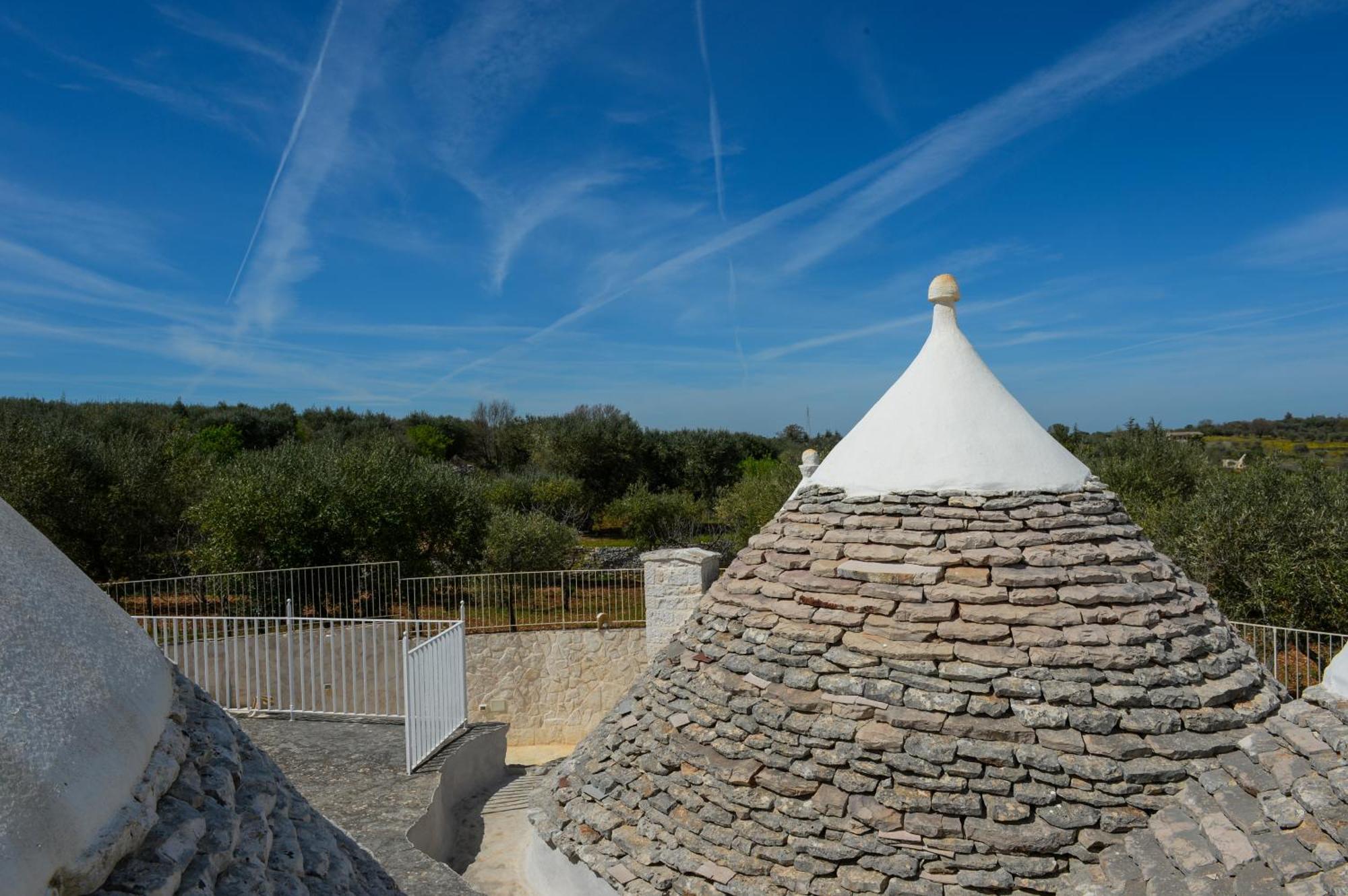 Trulli Lisanna - Exclusive Private Pool And Rooms Up To 10 People Antonelli Экстерьер фото